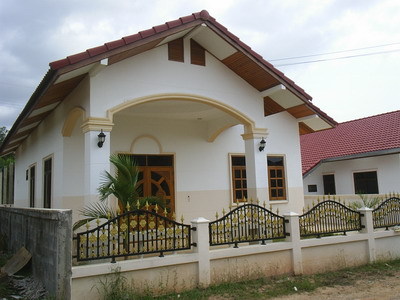 pic Bungalow for Sale / Rent.