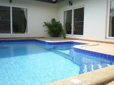 pic Bungalow with private pool.