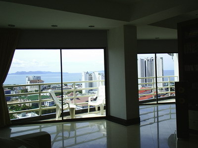 pic One Bedroom Apartment for Sale.