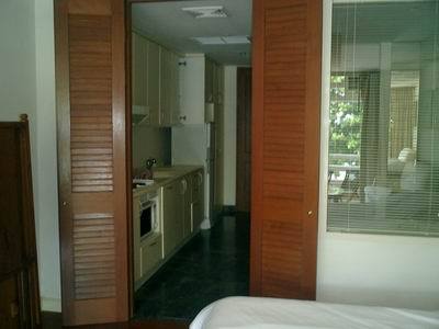 pic Jomtien Beach Road Apartment
