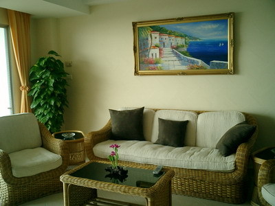 pic One Bedroom Apartment for sale.