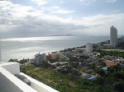 pic 42 sqm condo on 24th floor  for sale 