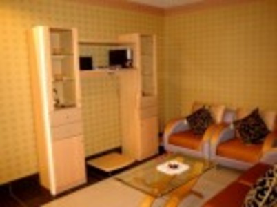 pic Great 85 square meters 1-bedroom condo 