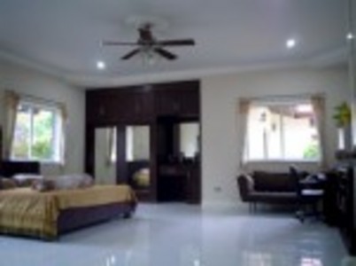 pic 265 sqm house for sale 