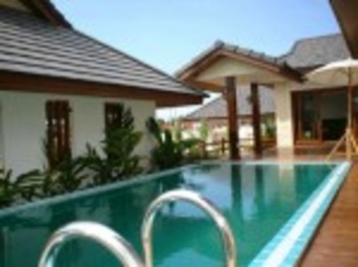 pic Spacious tropical bungalow & 2 bedrooms