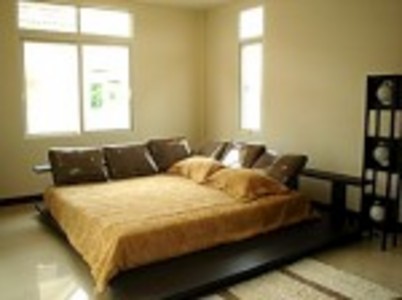 pic 3 Bedrooms 210 sqm Home 