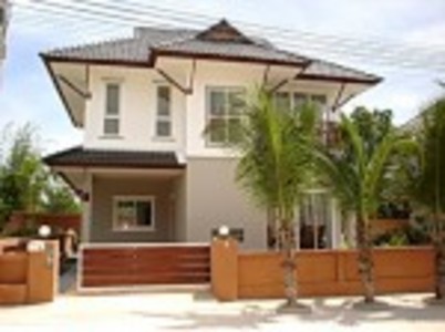 pic Exterior Size 55 Sqm house for rent 