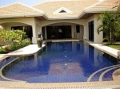 pic Exterior Size 170 Sqm house for sale 