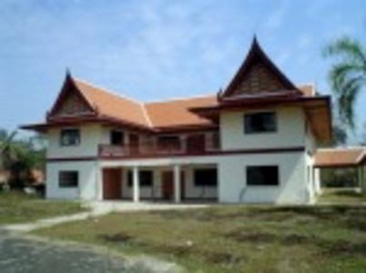 pic 880 sqm house in Marprachan Lake