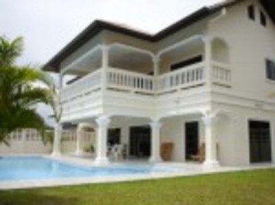 pic 400 sqm house in Marprachan Lake