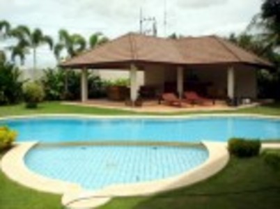 pic 393 Sqm house for rent 