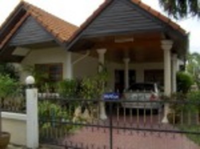 pic Exterior Size 70 Twah House