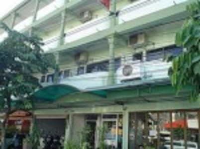 pic 4 Storey house for business
