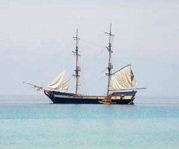 pic PIRATE SHIP