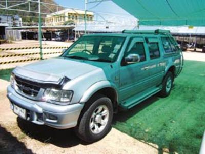 pic ISUZU CAP4, 4WD