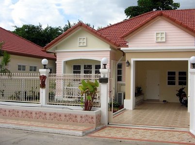 pic 1 year old corner town house