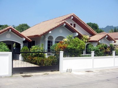 pic Detached 1 floor house with 4 bedrooms