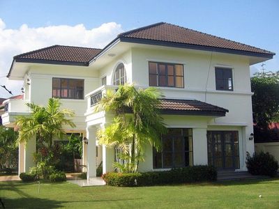 pic 2 floor detached house