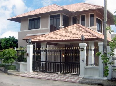 pic 2 floor detached house in Phuket-Town