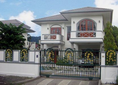 pic 3 bedroom villa with lake view 