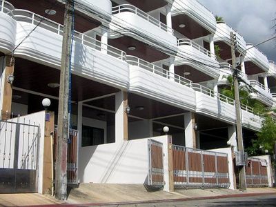 pic 4 bedrooms in Patong