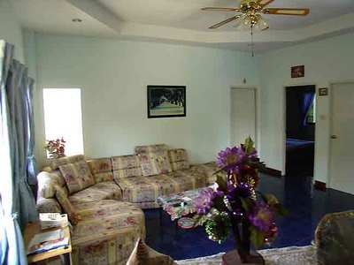 pic Detached, single storey house