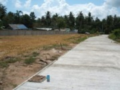 pic Land - Rawai , Phuket east cost