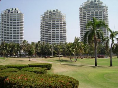 pic CONDO IN GREEN PEACEFUL  GOLF AREA