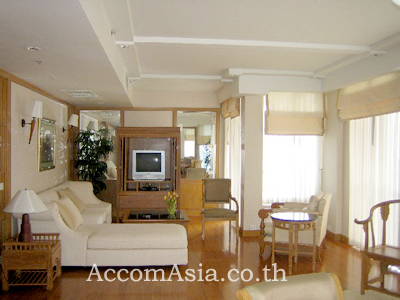 pic NICE & NEAT decorated