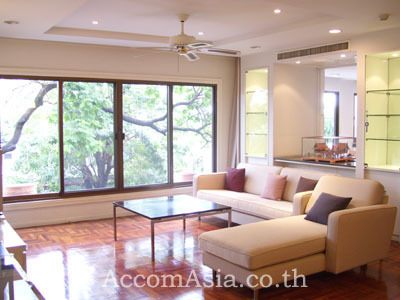 pic Low rised Condominium