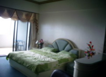 pic Large 200m2 Condo for Sale