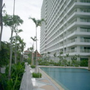 pic Empty -Shell Room for Sale