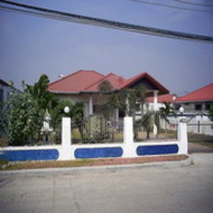 pic (244m2). Eakmongkol Village 3