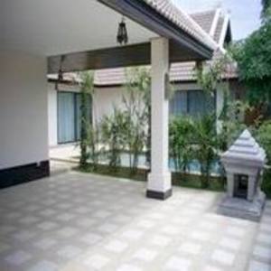 pic â€œRaintreeâ€ bungalow for Sale