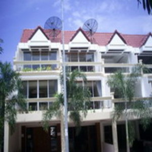 pic Beautiful Townhouse for Sale 