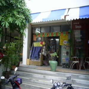 pic Mini-Mart & Internet Shop for Lease