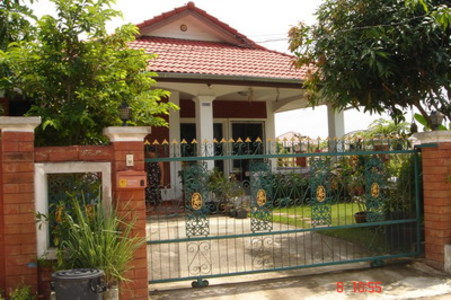 pic Lovely 2 Bedrooms House ,Soi Nernplubwan