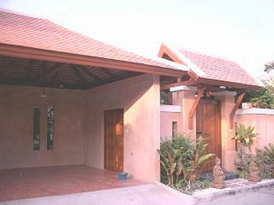 pic 2 storey Tha-Bali House