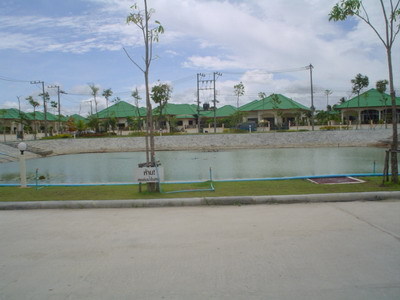 pic Nice house in new development 