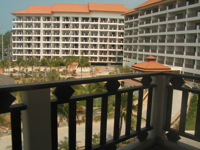 pic Exclusive Corner Unit - Royal Hill