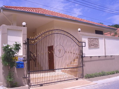 pic Big house at Avoca Garden2