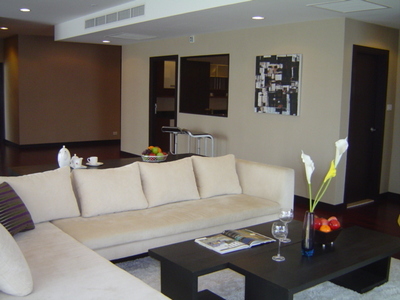 pic 3 Bedrooms Â· 211 sqm Â· Sukhumvit