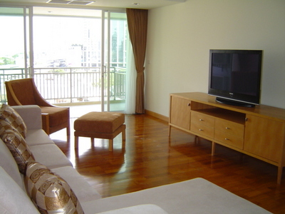 pic 3 Bedrooms Â· 215 sqm Â· Sukhumvit 