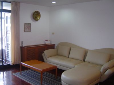 pic Â· 2 Bedrooms Â·  Sukhumvit Rd-Thong Lo