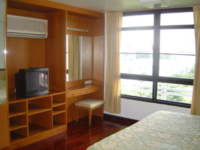 pic Â· 2 Bedrooms Â·  Sukhumvit Rd-Thong Lo