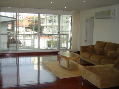 pic 2 Bedrooms Â· 120 sqm Â·Sukhumvit Rd-Asoke