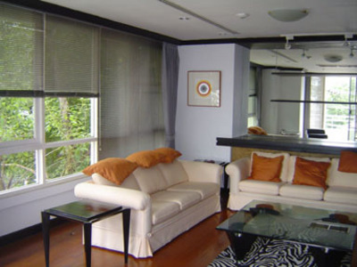 pic 2 Bedrooms Â· 180 sqm Â· Bangkok Â· Sathorn