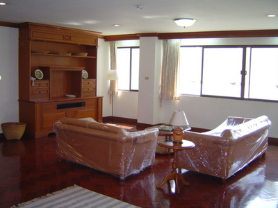 pic 2 Bedrooms Â· 175 sqm Â·Sukhumvit Rd-Asoke