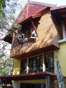 pic Two houses in a secure compound 