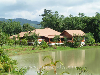 pic Gorgeous Ranch Style on Pond